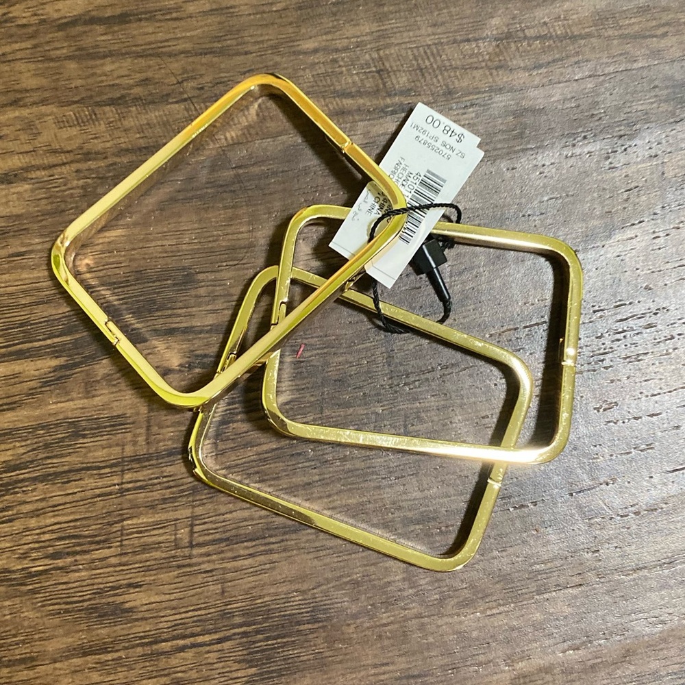 WHBM rectangle bracelet set - Picture 8 of 13
